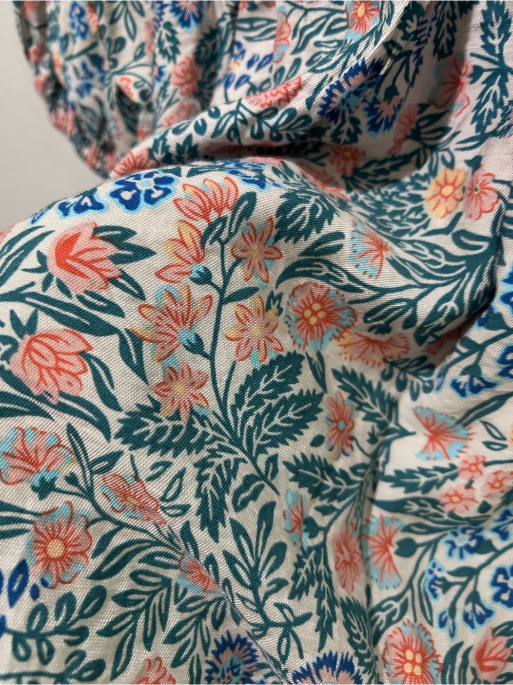 THML Anthro Floral Smocked Puff-Sleeve Top - Pink & Green NWOT - Picture 8 of 8